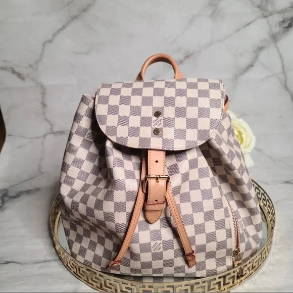 louis vuitton backpack mini dupe 2020 Monogram Palm Springs The palm springs mini gives a fresh twist to the backpack Vuitton Mini Backpack Vuitton Sperone